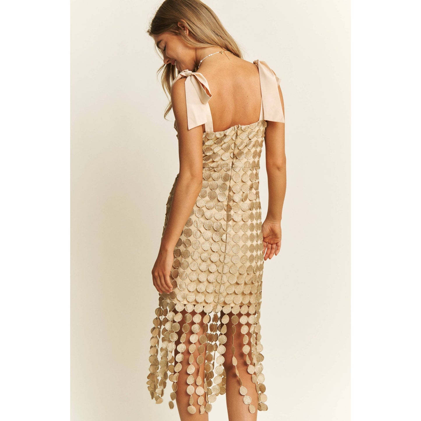 Vestido midi de crochet de Lucy Gold