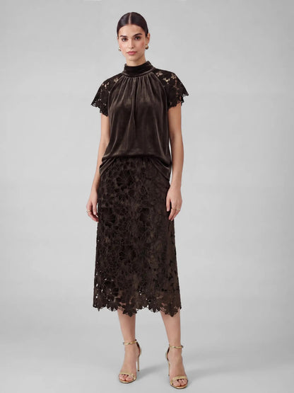 Lasara Lace Midi Skirt
