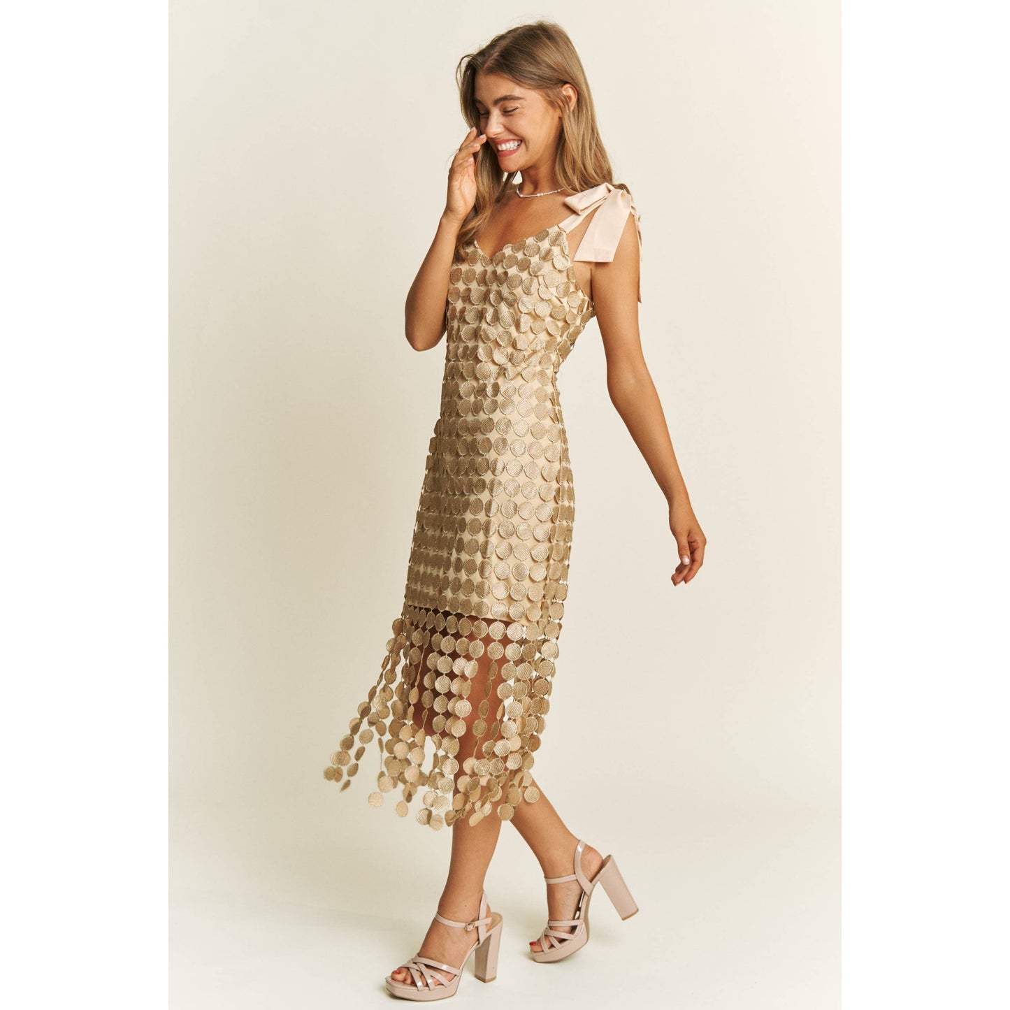 Vestido midi de crochet de Lucy Gold